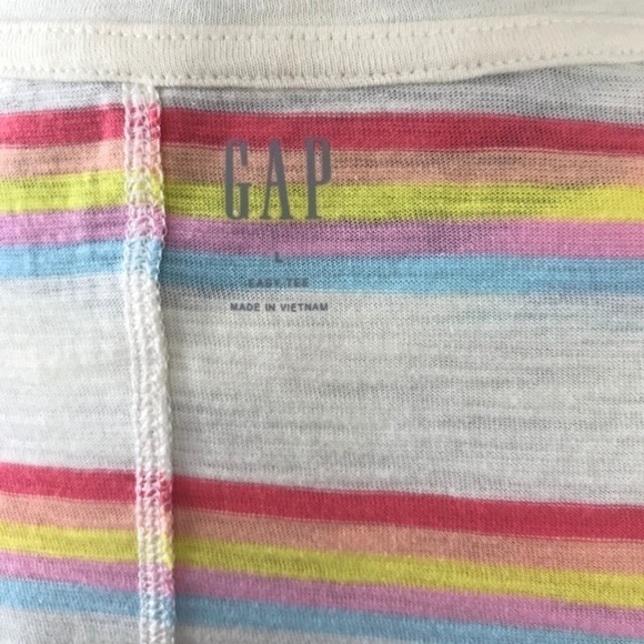 🌺GAP Multi Stripe Tee. NWT - Picture 4 of 6